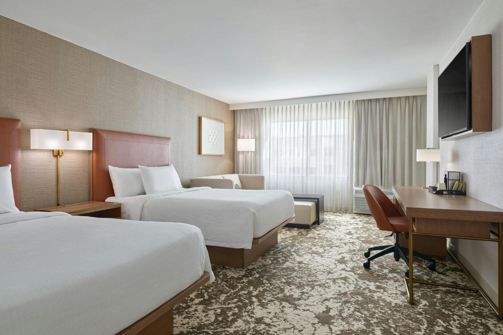 Courtyard By Marriott Los Angeles Pasadena Old Town Exterior photo