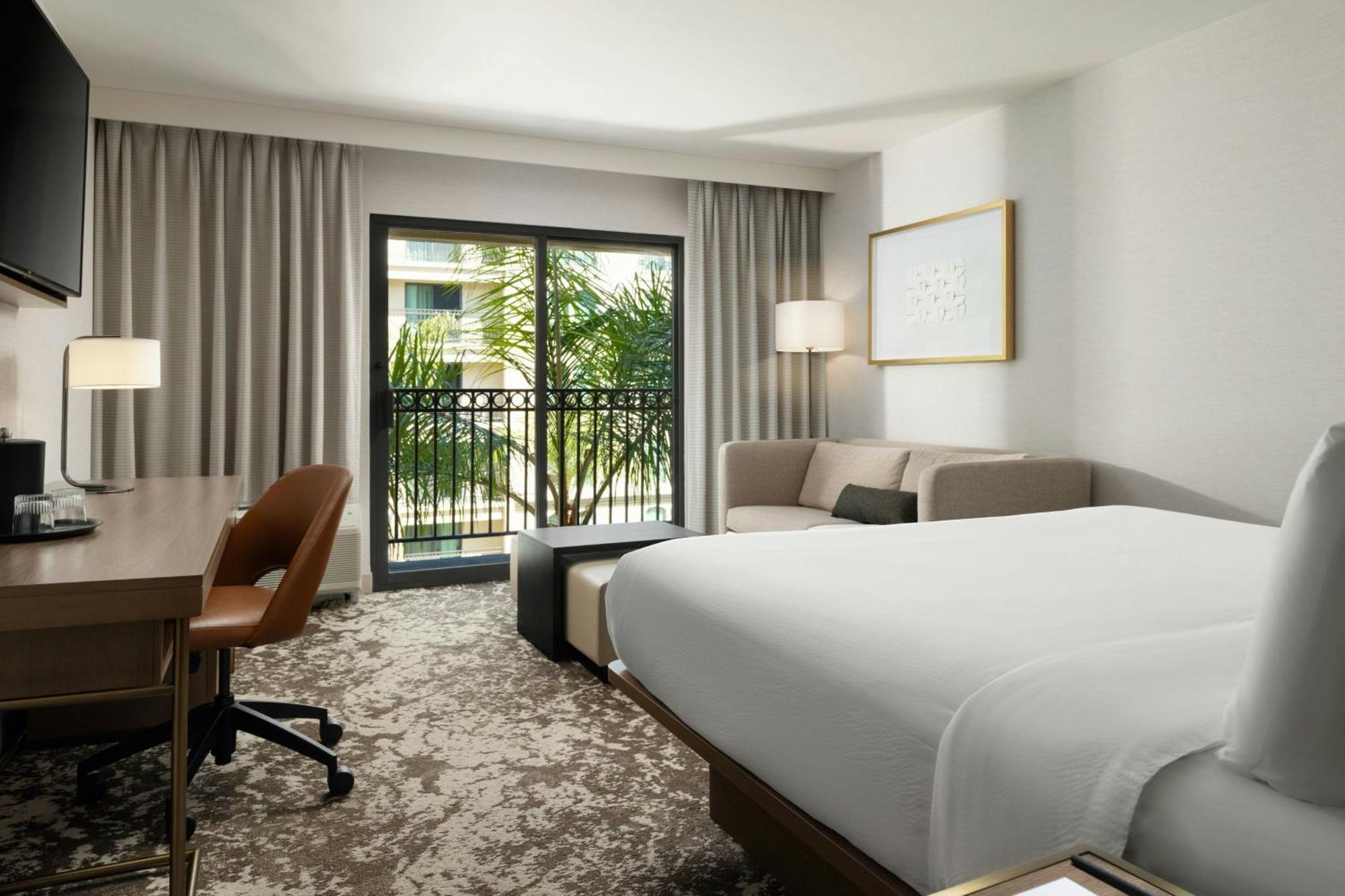 Courtyard By Marriott Los Angeles Pasadena Old Town Exterior photo