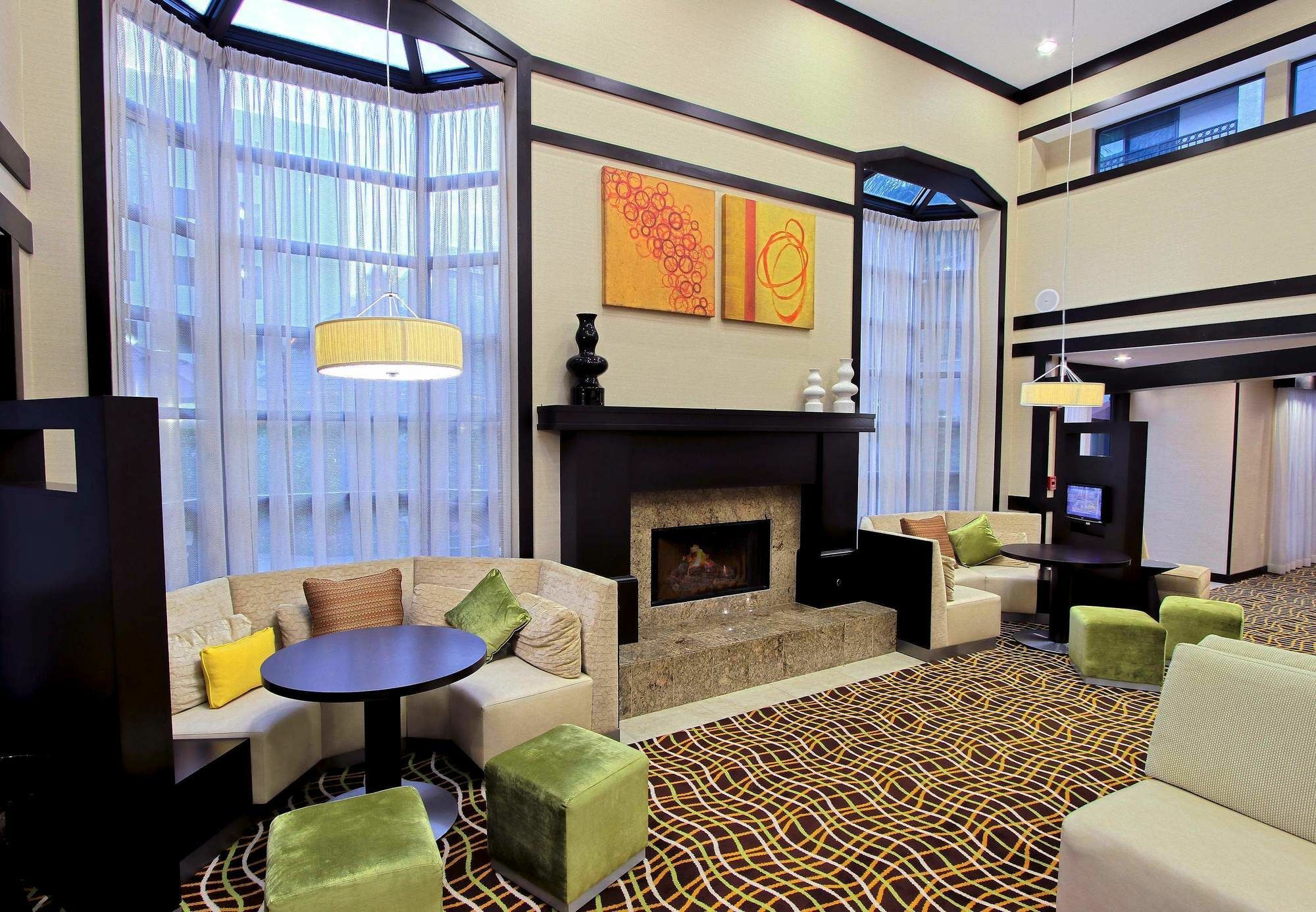 Courtyard By Marriott Los Angeles Pasadena Old Town Exterior photo